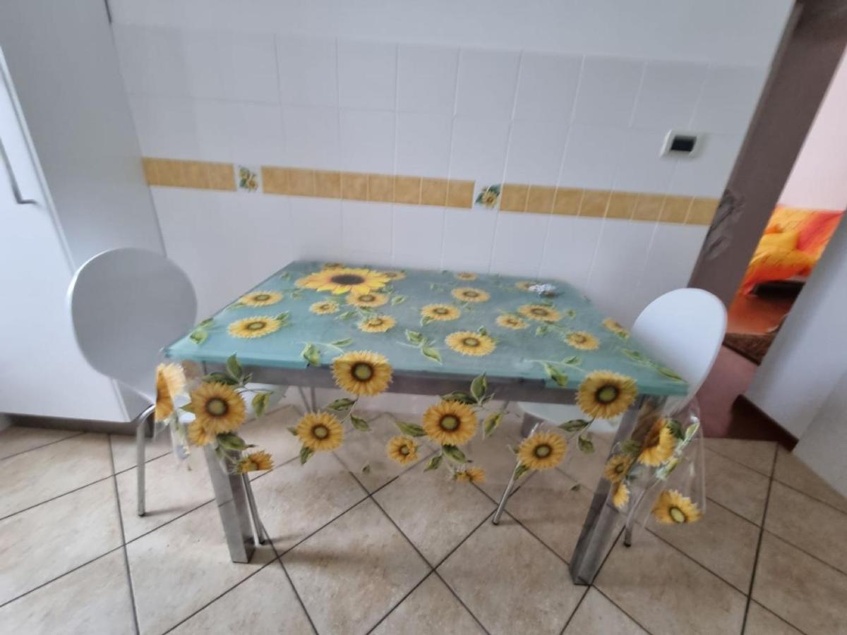 La Casa Dei Girasoli Genua Exteriör bild